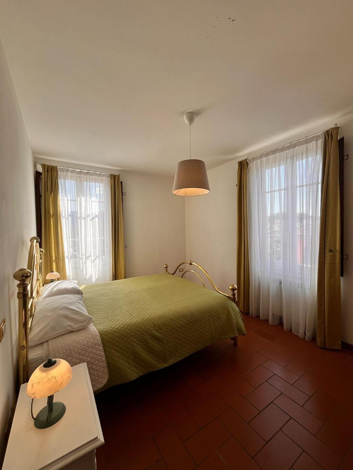 루카 Charme Con Parcheggio 아파트 외부 사진