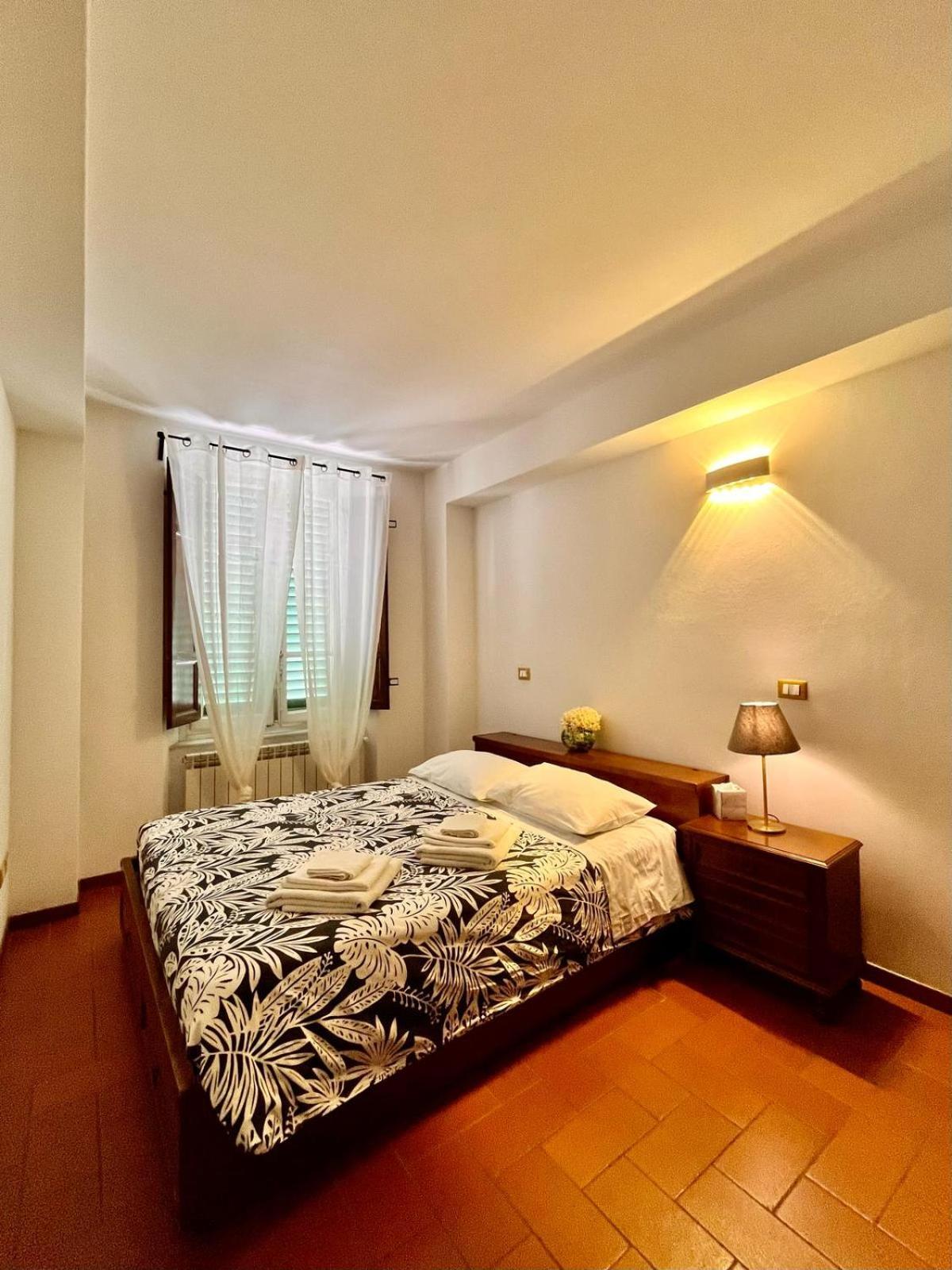 루카 Charme Con Parcheggio 아파트 외부 사진